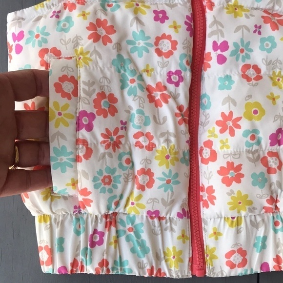 Genuine Kids From OshKosh B’gosh Floral Print Puffer Vest - Picture 5 of 8